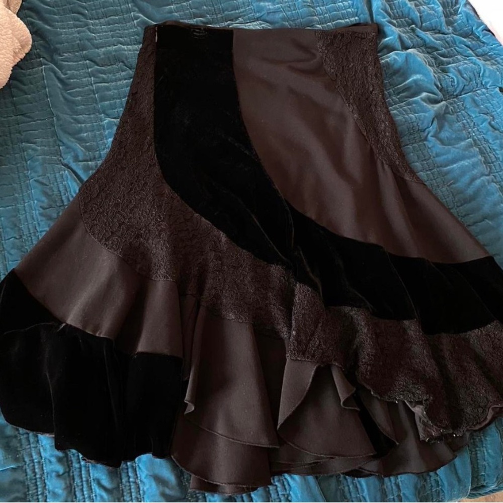 Vintage 90s Whimsigoth Midi Skirt 🌞